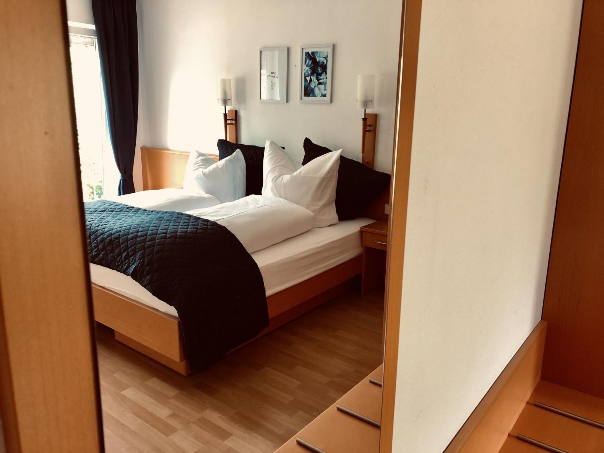 Am Landhaus - Gaestezimmer Walsheim Zewnętrze zdjęcie